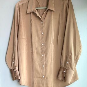 BANANA REPUBLIC women’s caramel long sleeve blouse